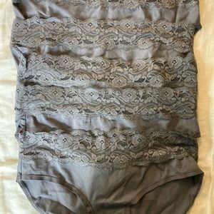5 pairs, size L unworn Pact underwear